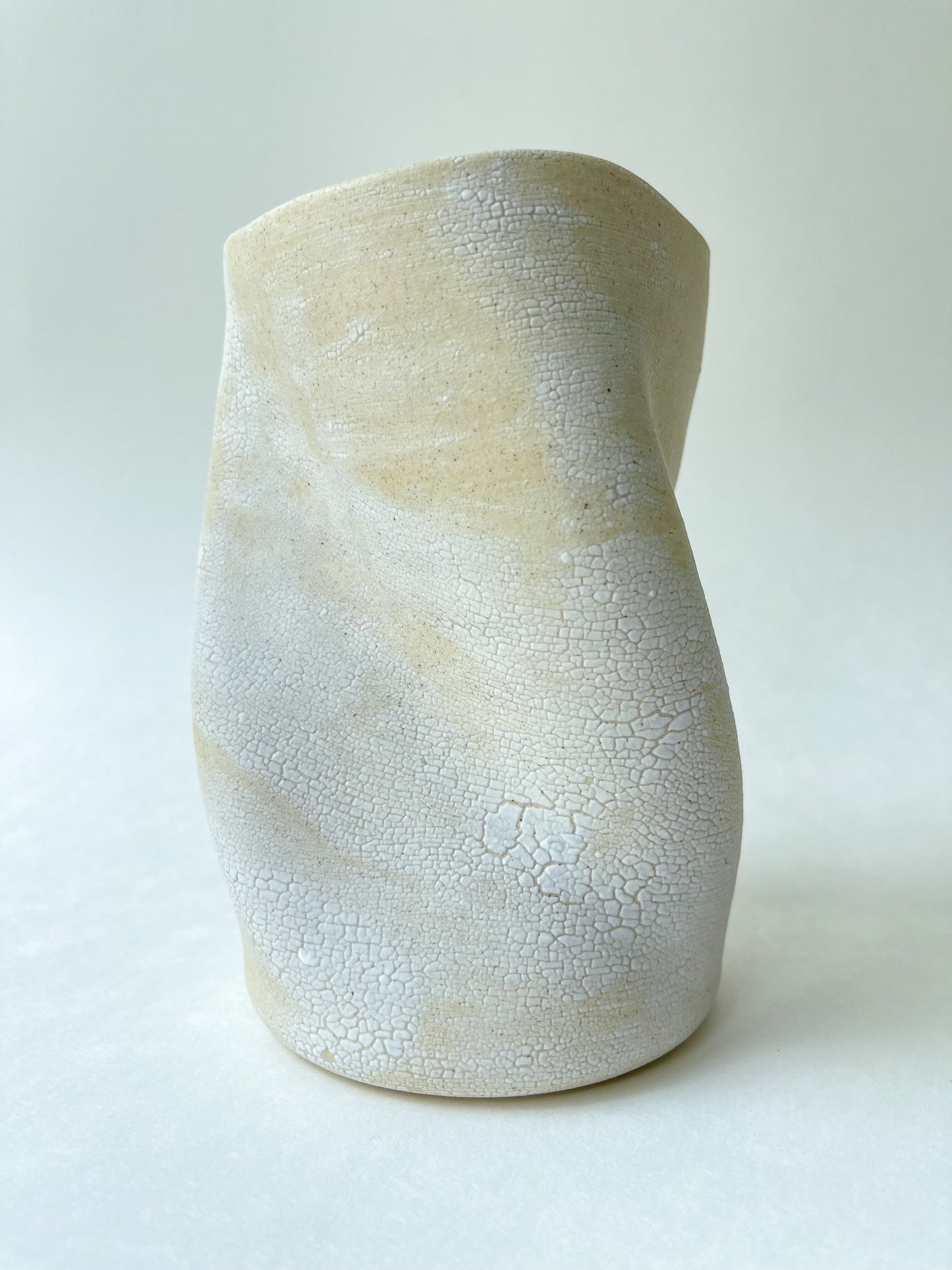 Twisty Vase - cracked white - l