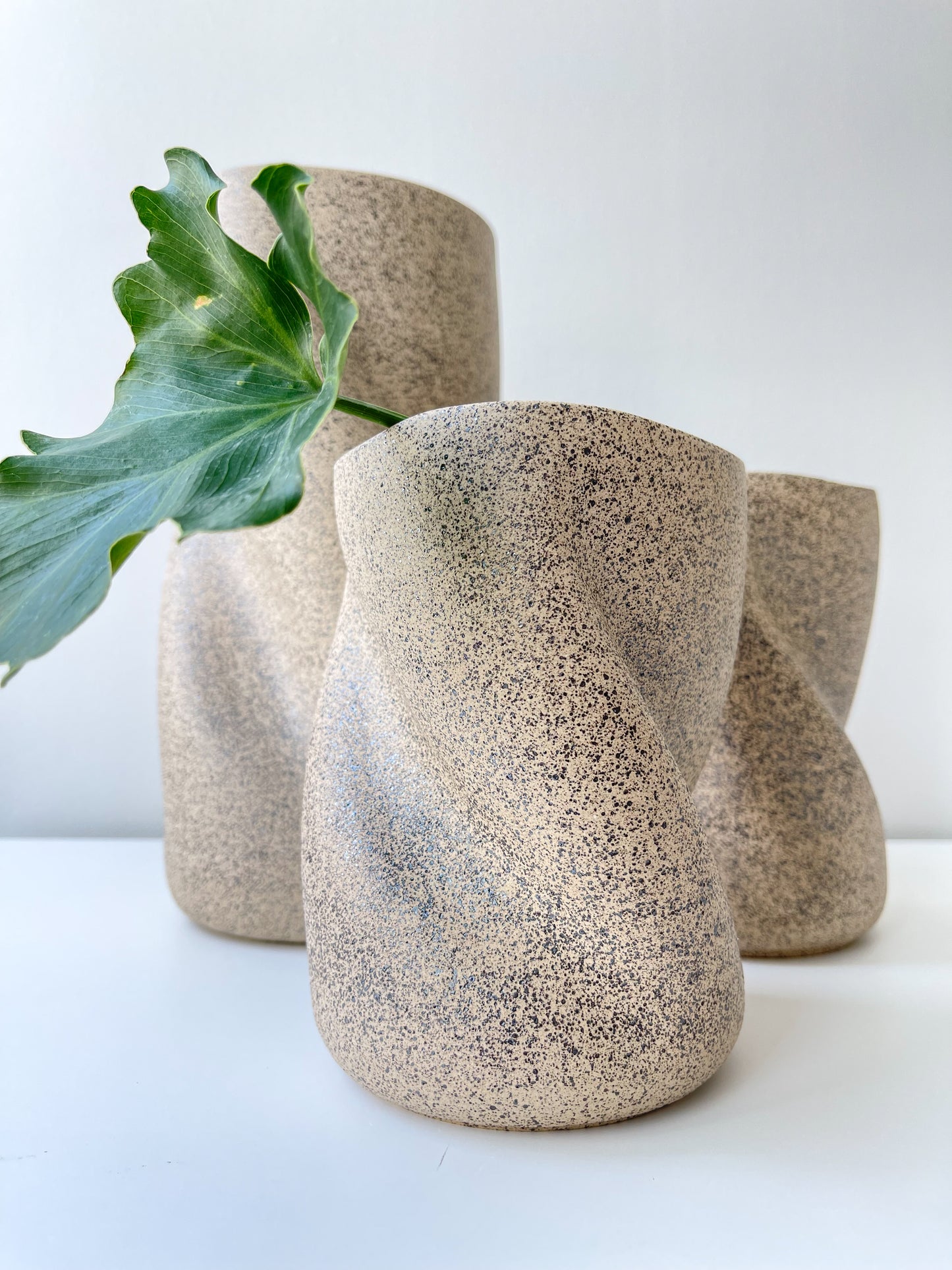 Twisty Vase - Sandy Speckle M